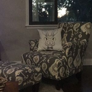 Meet your Posher, Beverly